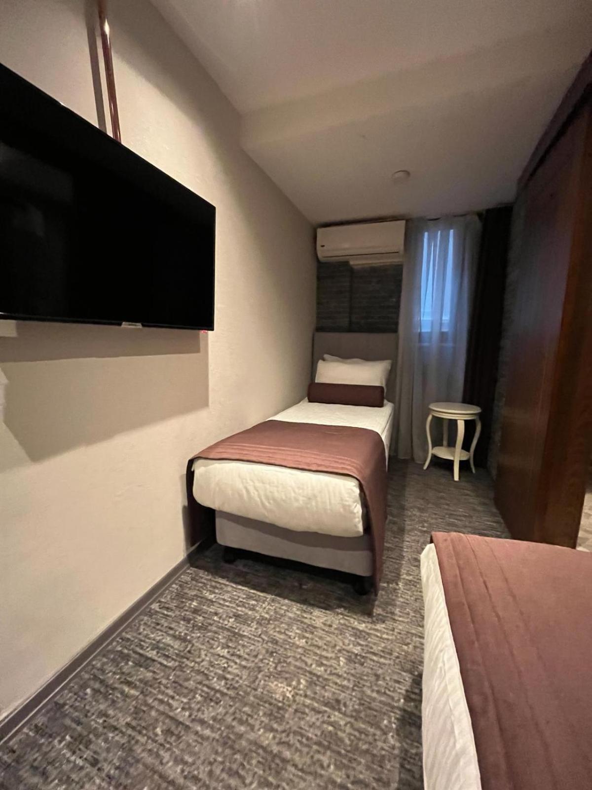 Mayfair Seaside Hotel *
